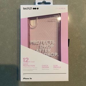 IPhone XR Tech 21 Drop Proof Case